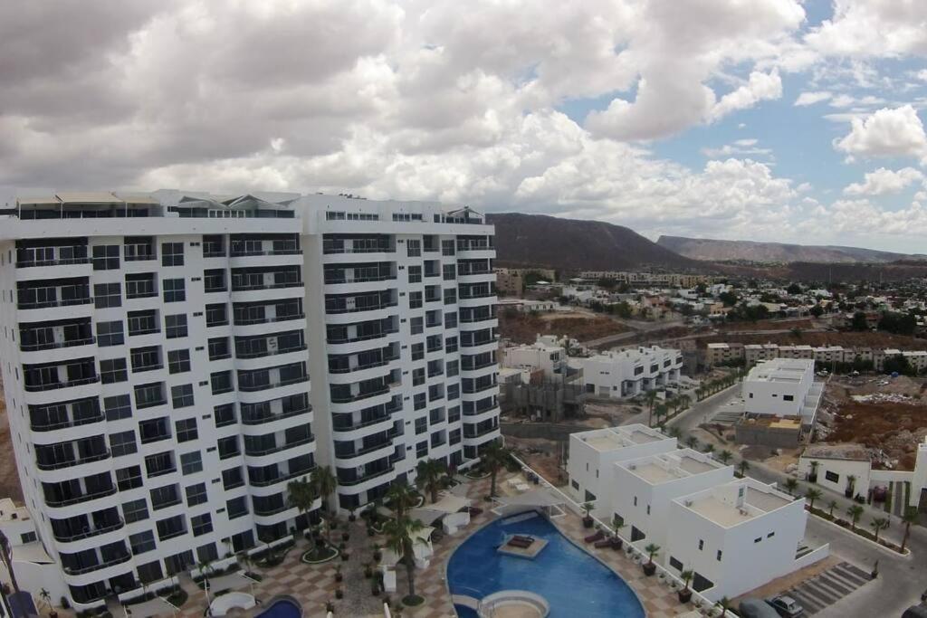 Condo En Torres Cantera De 2 Recamaras 2 1/2 Banos Ла-Пас Экстерьер фото